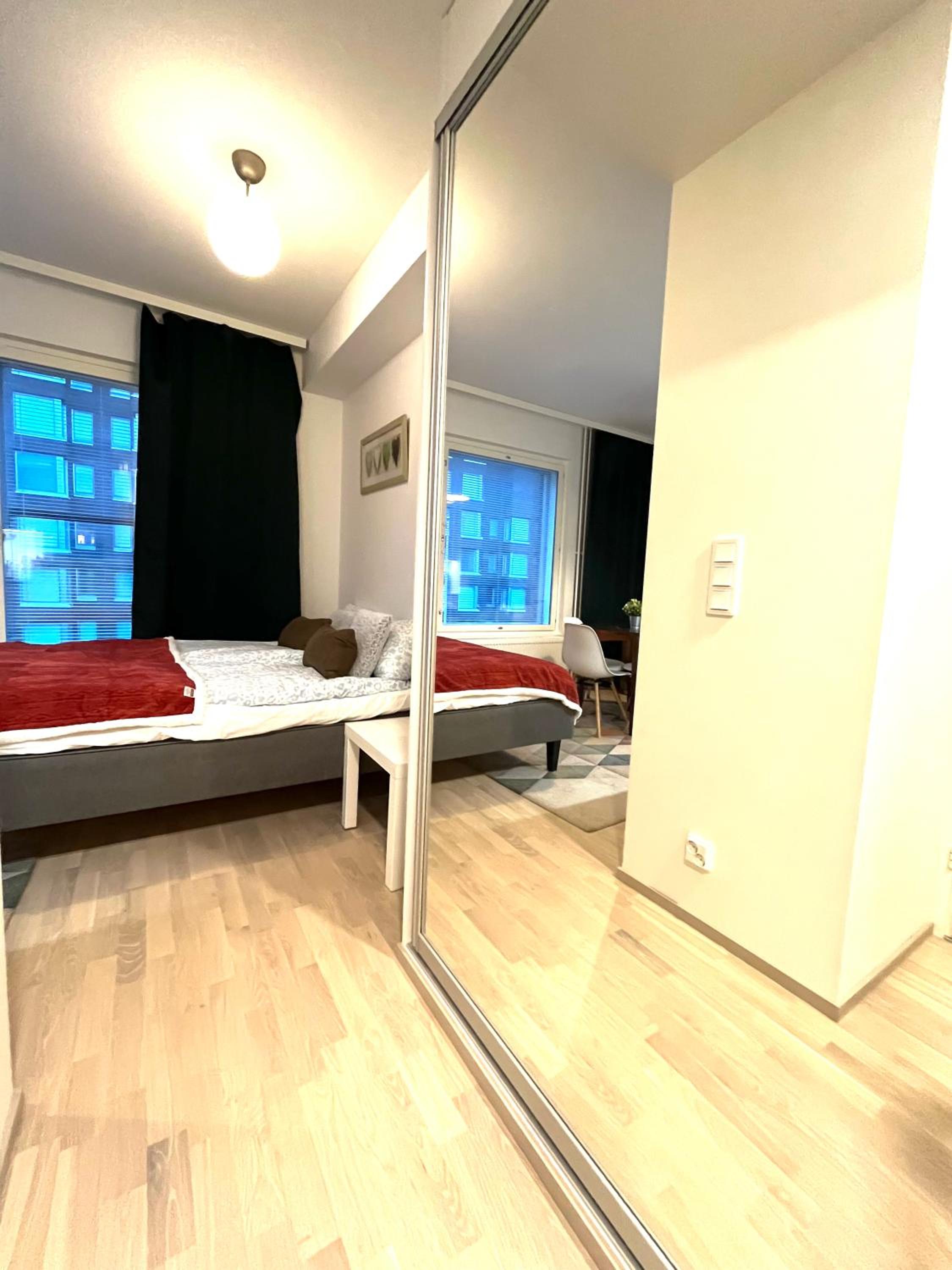 New&Comfy Studio near Airport