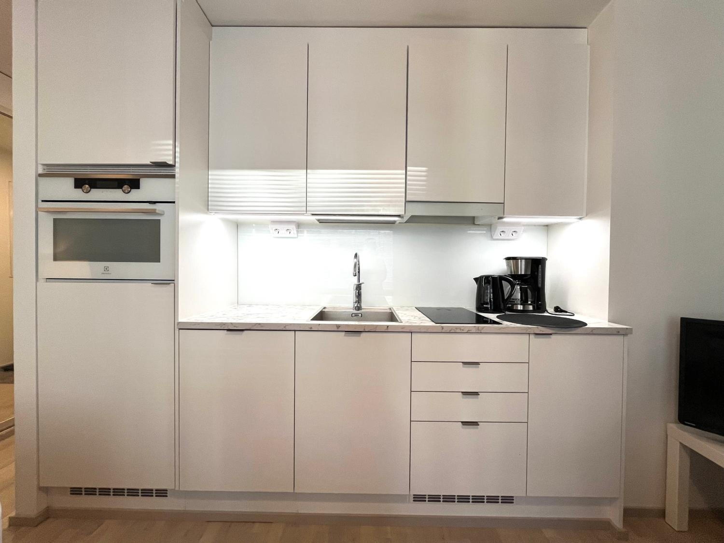 New&Comfy Studio near Airport