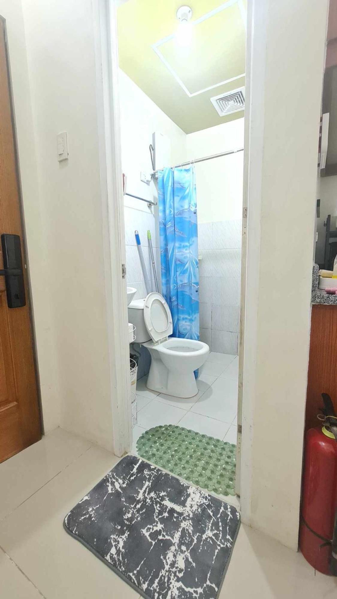 Affordable Cebu Staycation wifi AC view 2