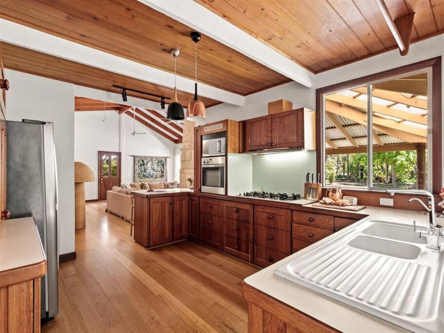 Orchard Homestead Countryside Retreat