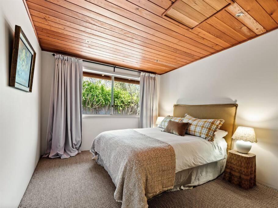 Orchard Homestead Countryside Retreat