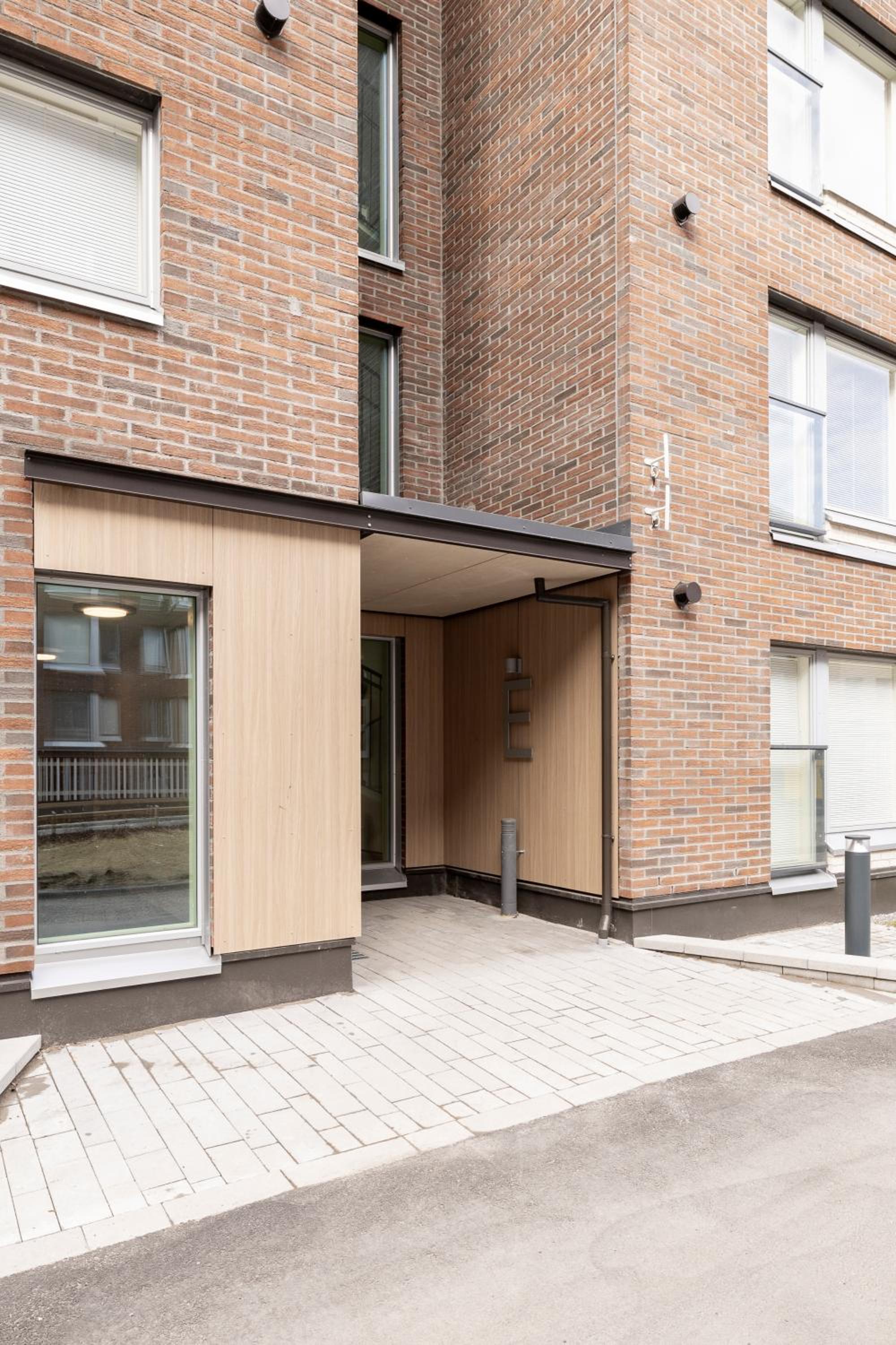 New&Comfy Studio near Airport