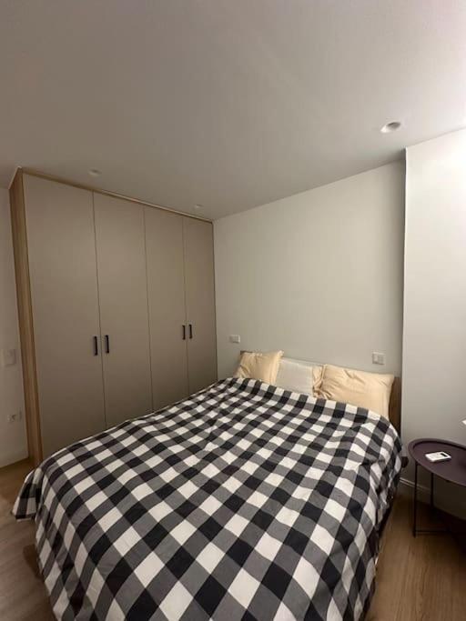 Modern Apartment at Marina Zeas photo 3