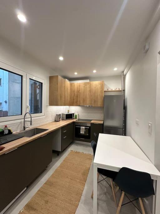 Modern Apartment at Marina Zeas photo 5