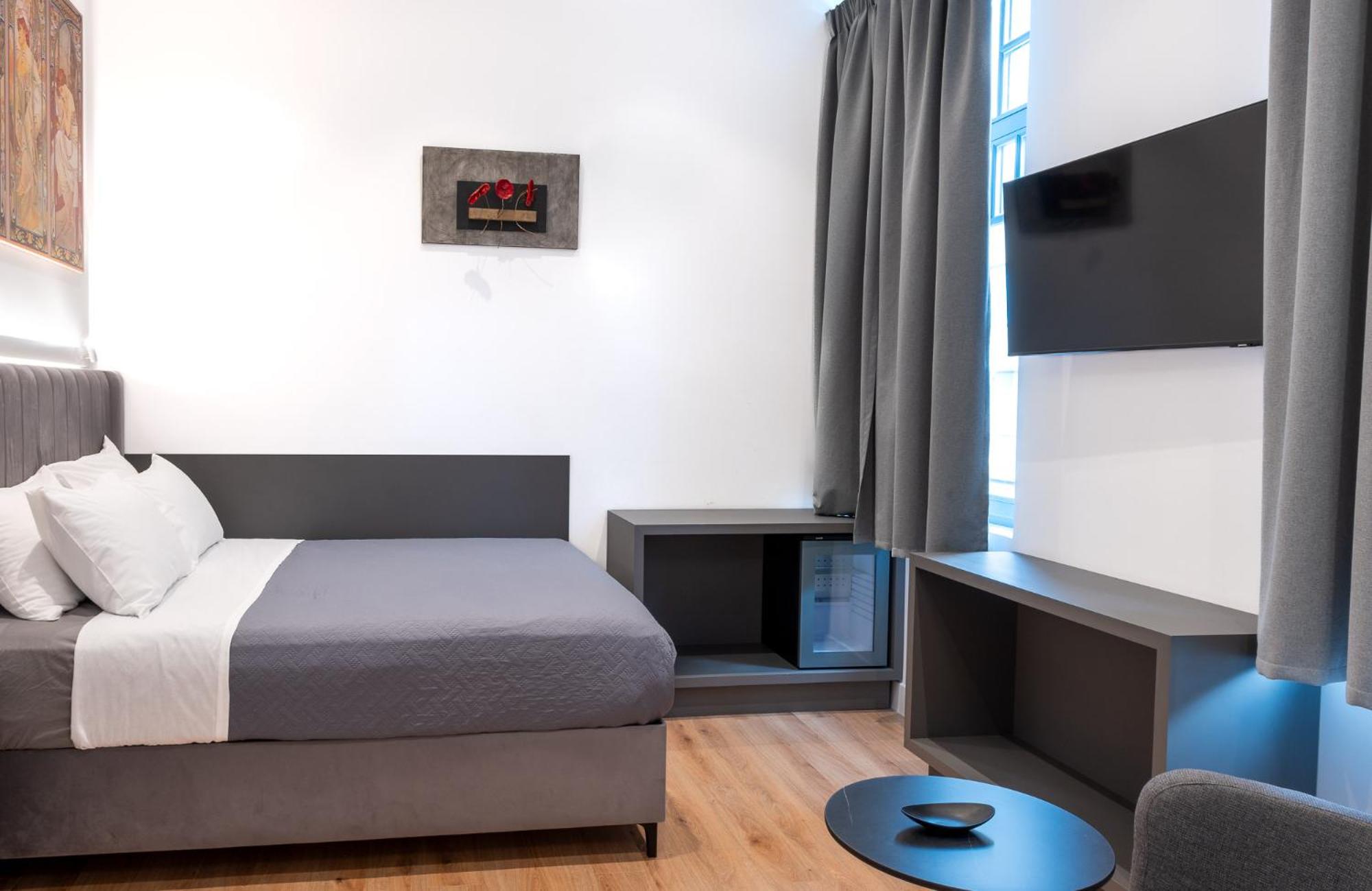 Athinaidos rooms Prime location