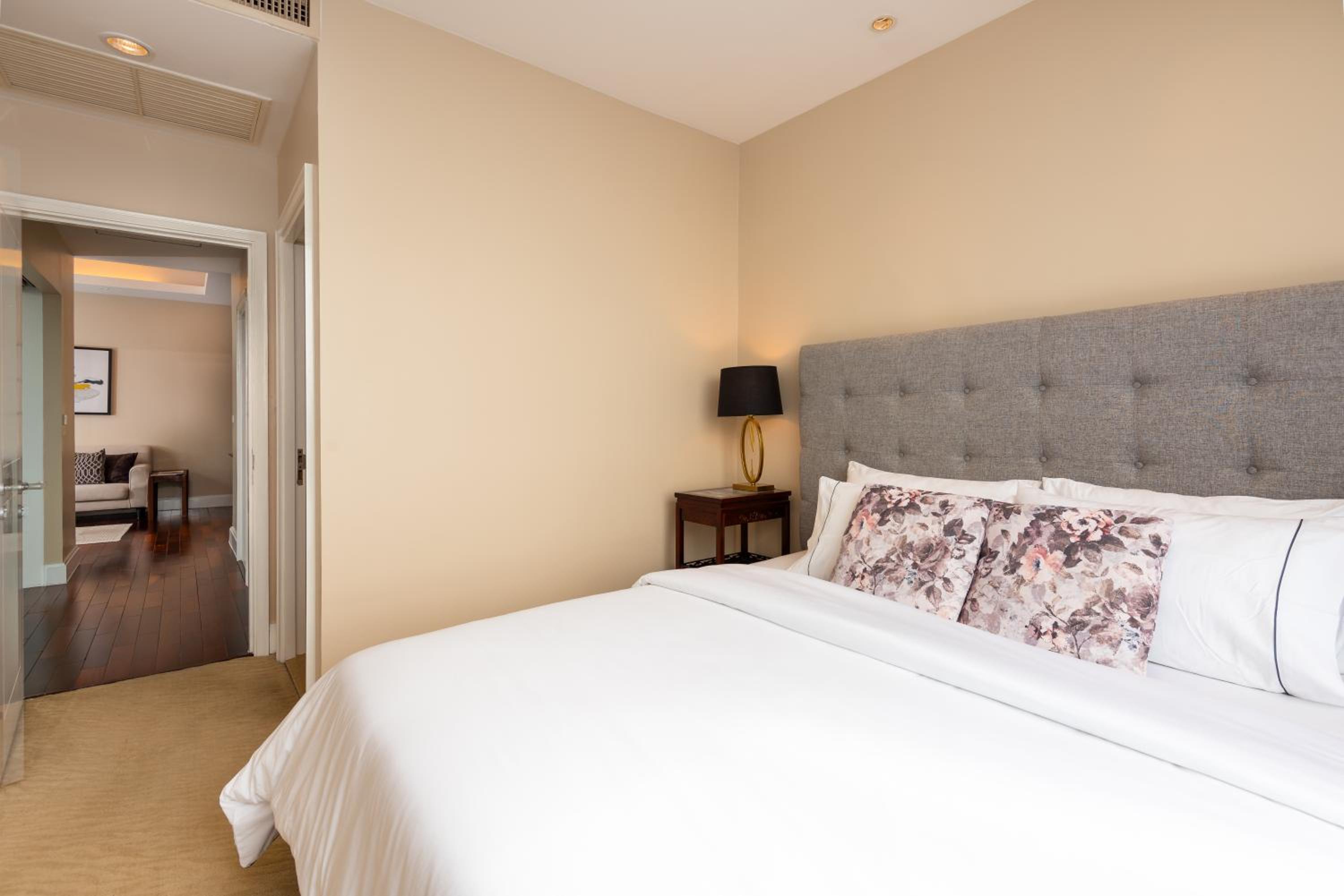 Sky Villas Apartments