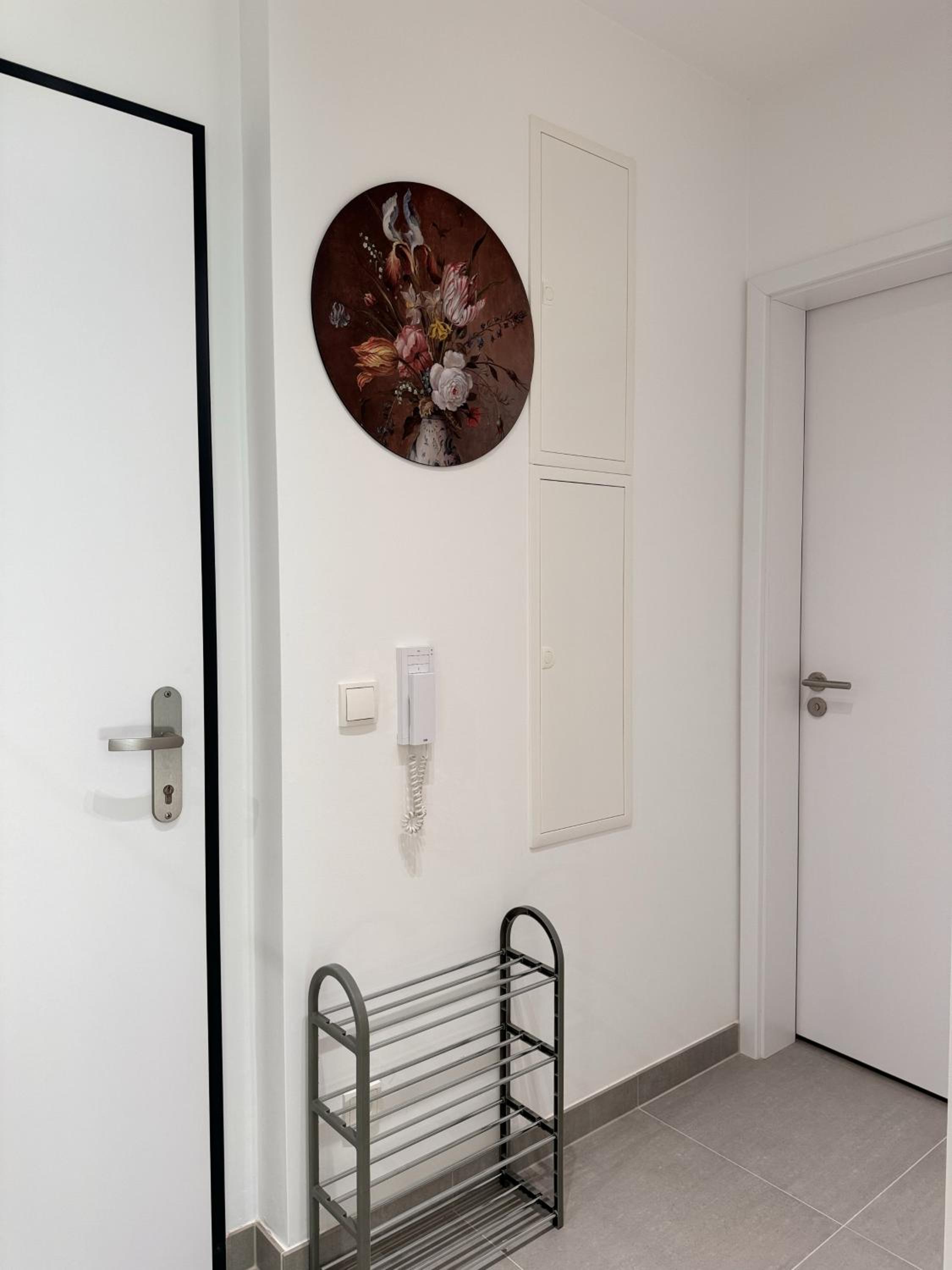 Stylish Modern Studio, Large Balcony, Prague 3