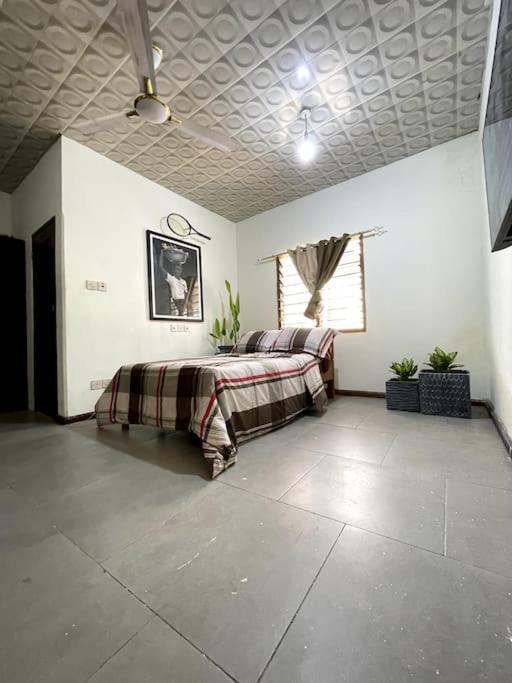 Gallery 10 mins from Winneba Beach view 2