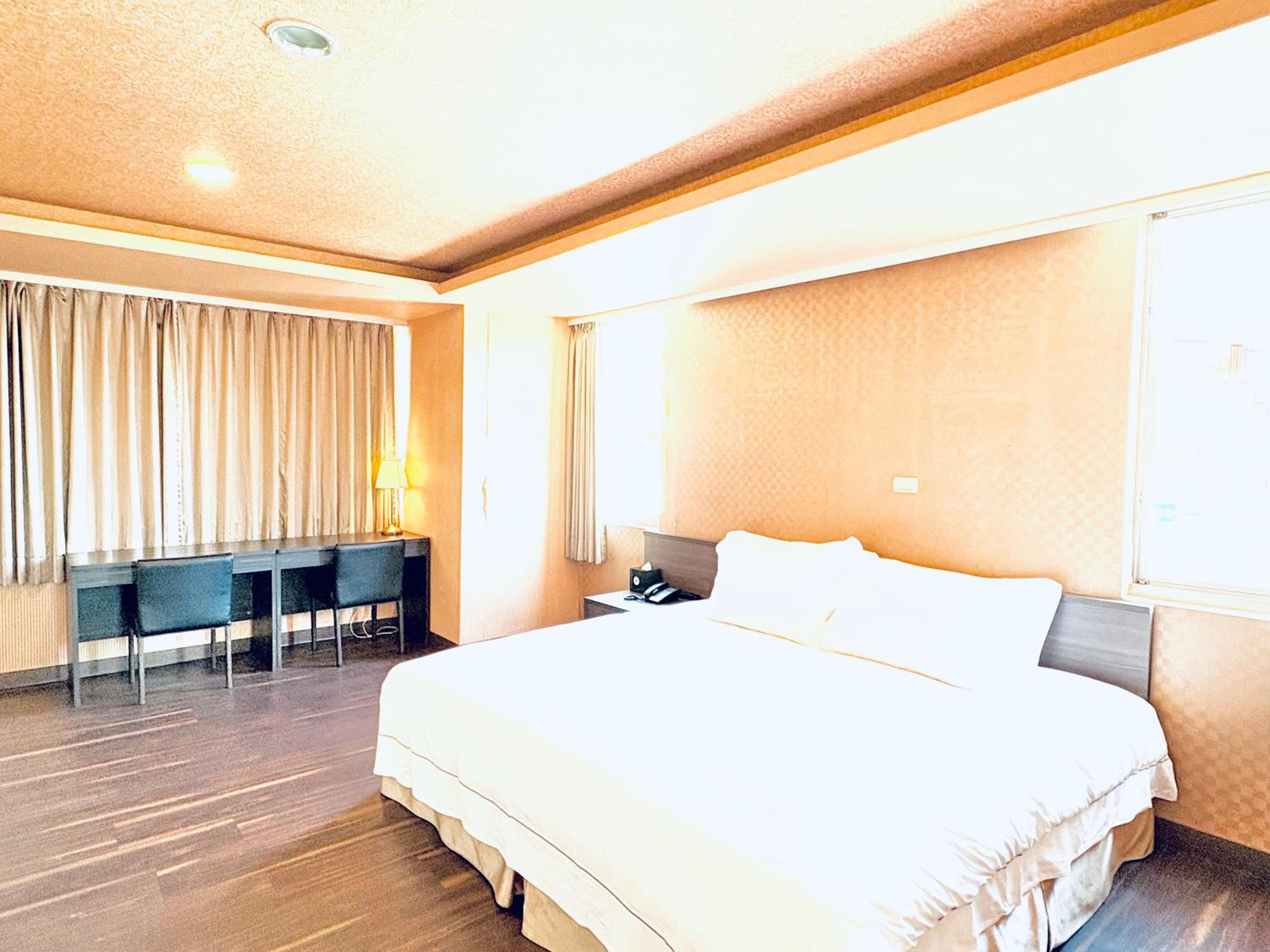 West Hotel, photo 13