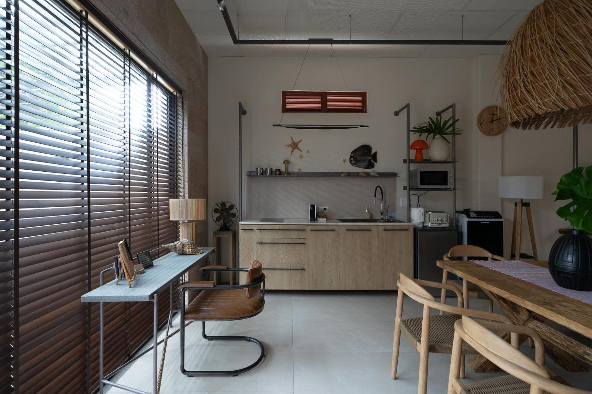 K House Muine by Blue Fingers