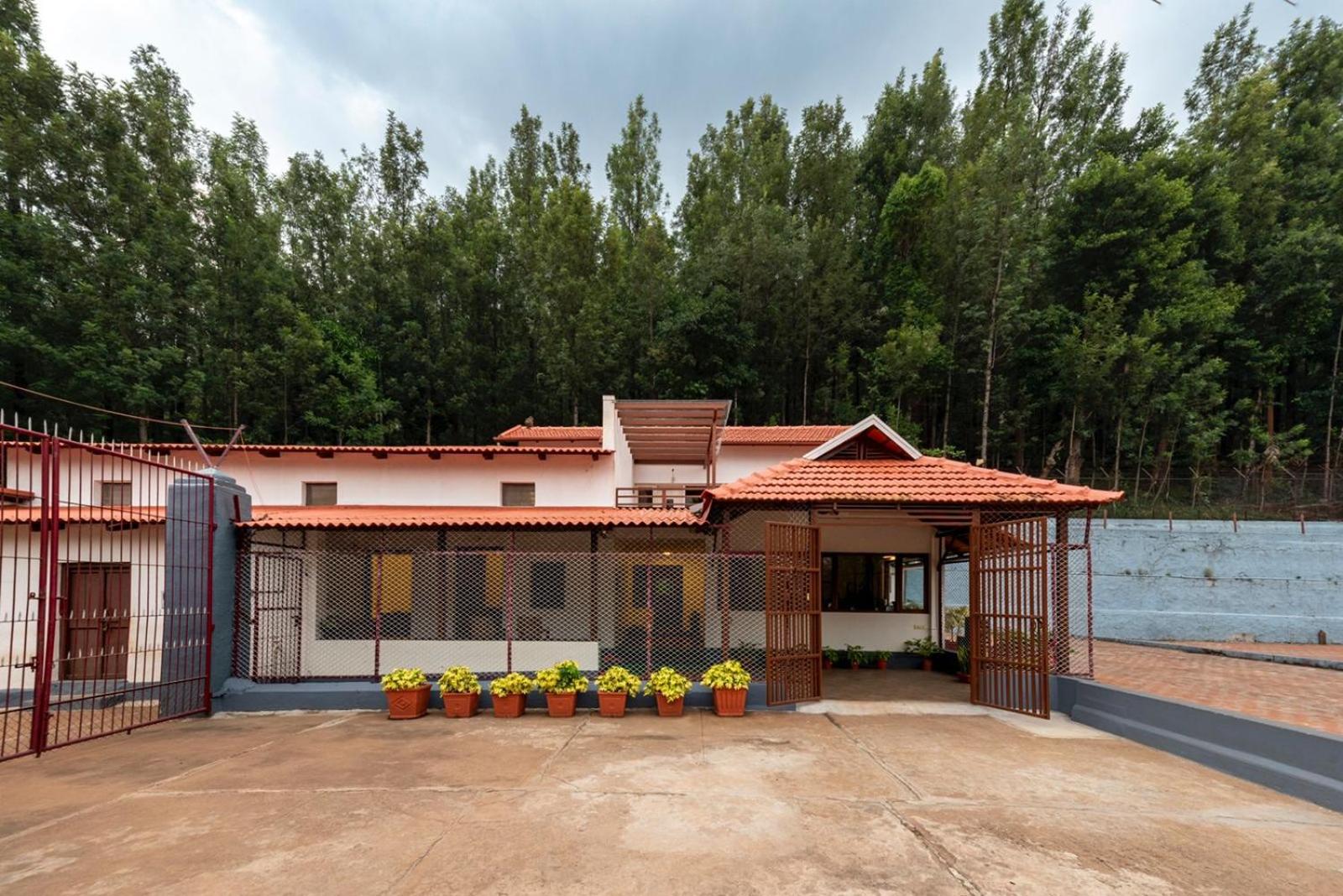 Baarbara Estate Camp