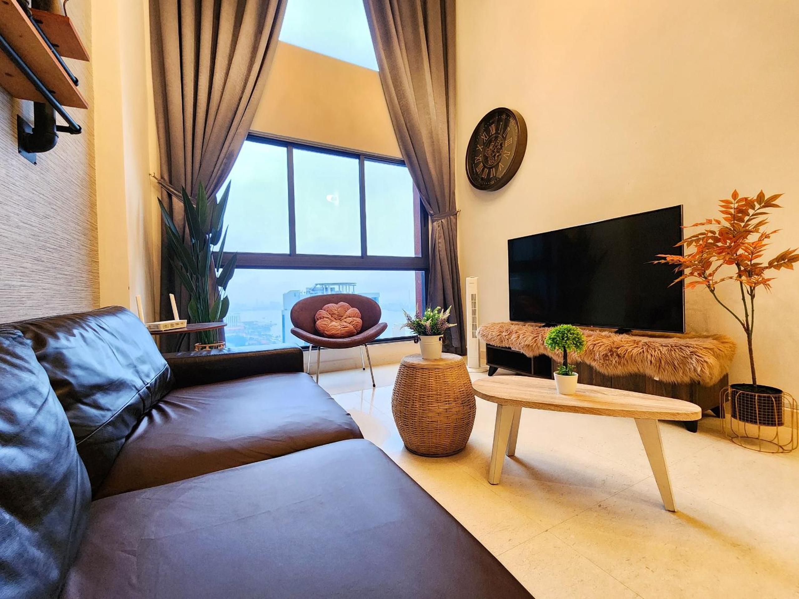 Cozy Loft Suite 2BR JB CIQ 8pax