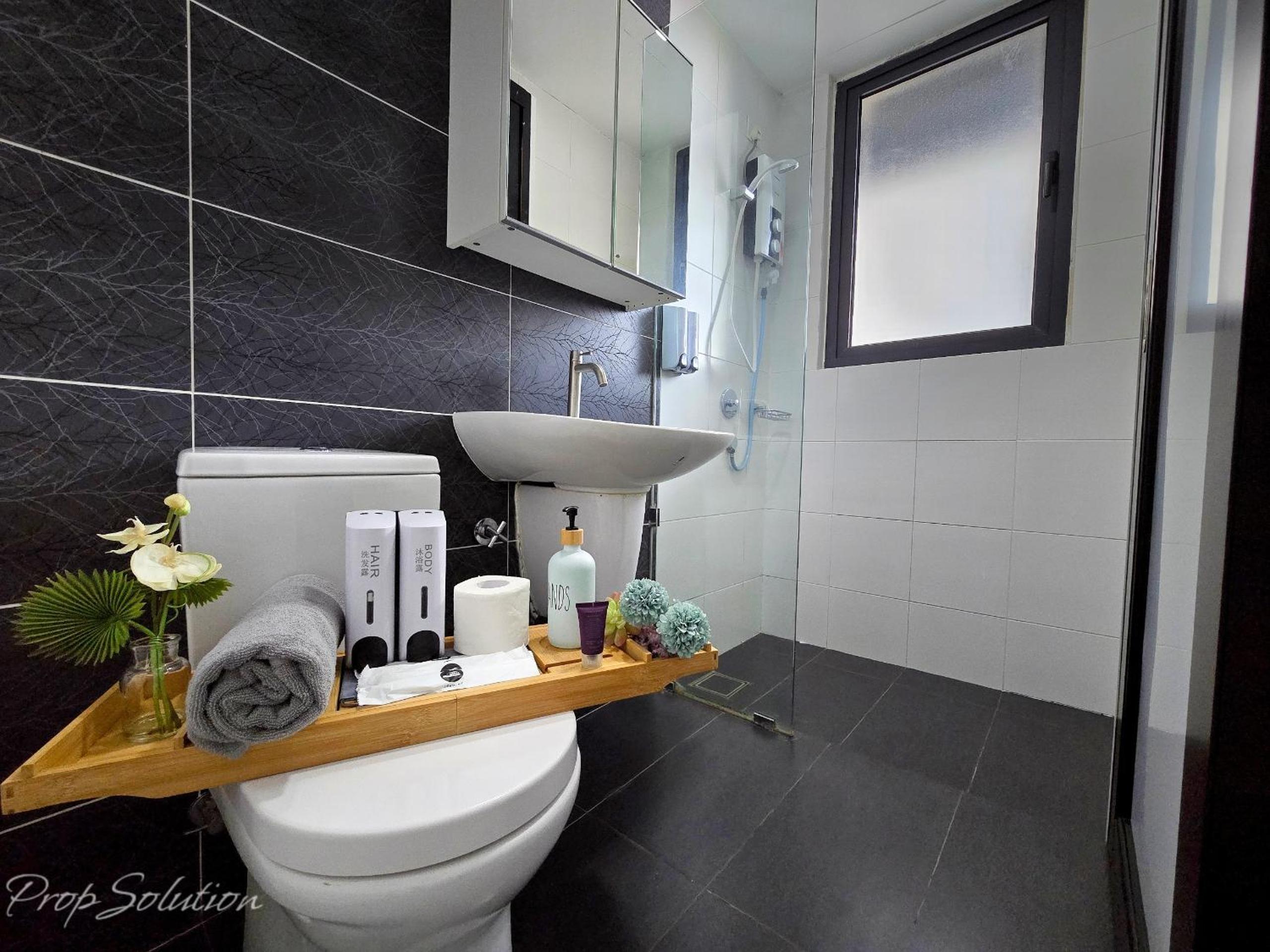 Cozy Loft Suite 2BR JB CIQ 8pax