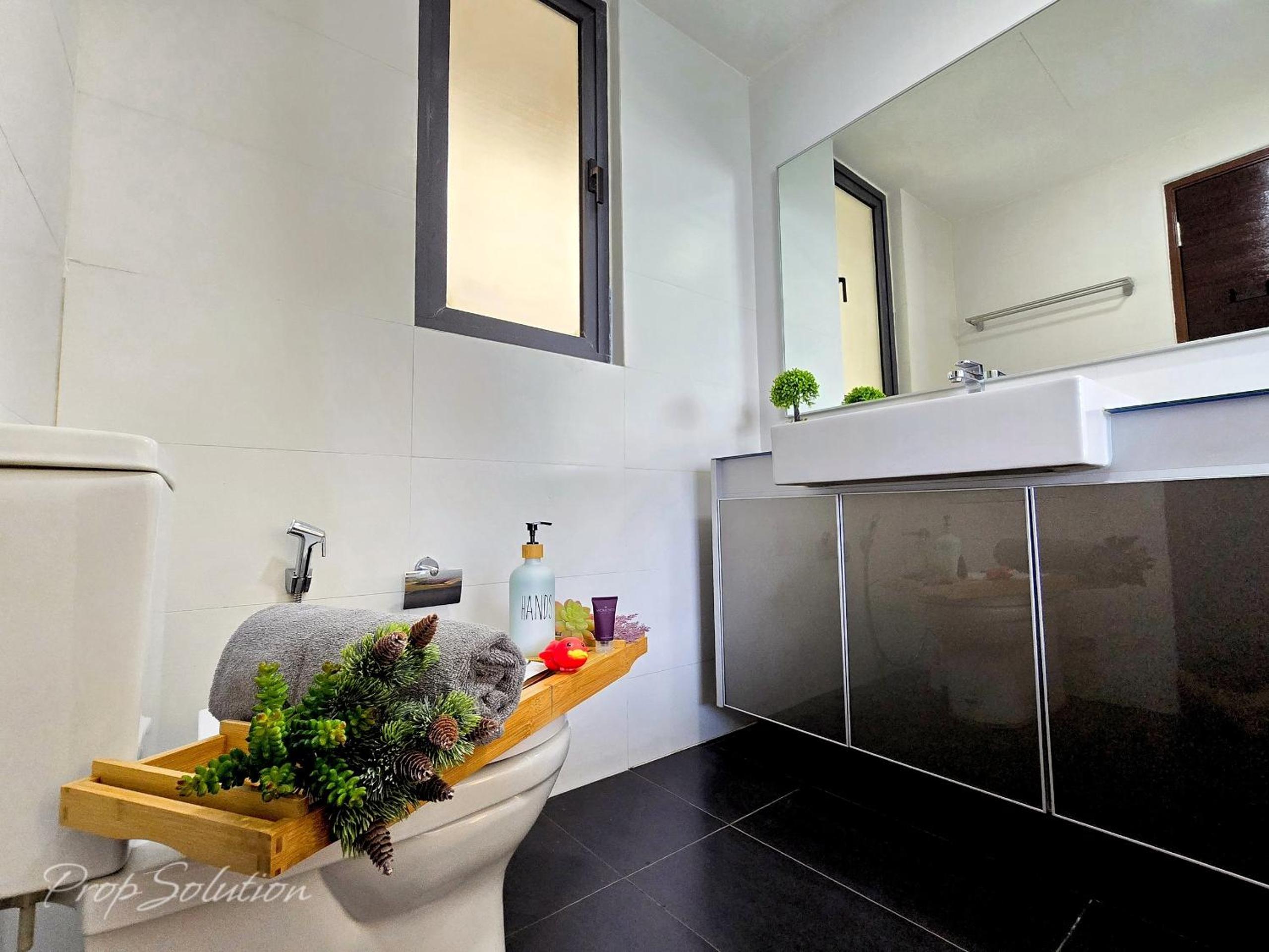 Cozy Loft Suite 2BR JB CIQ 8pax