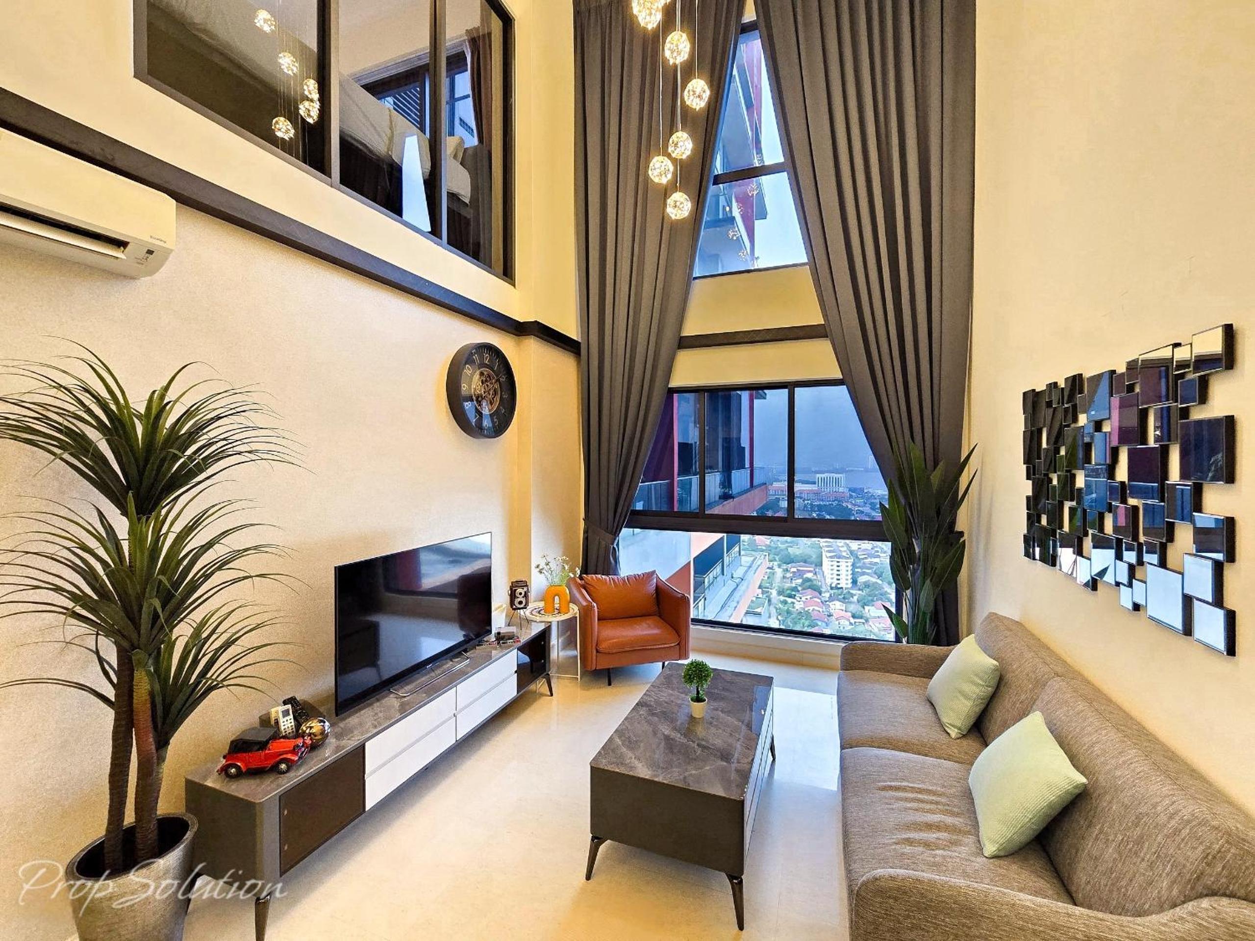 Cozy Loft Suite 2BR JB CIQ 8pax