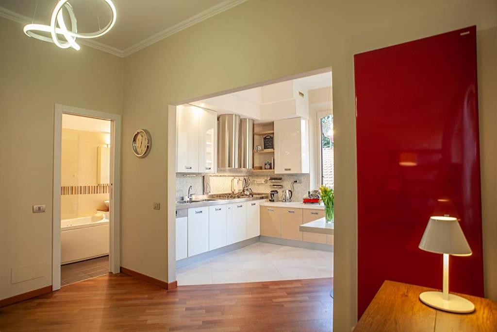 Bright and comfy in a beautiful contemporary home