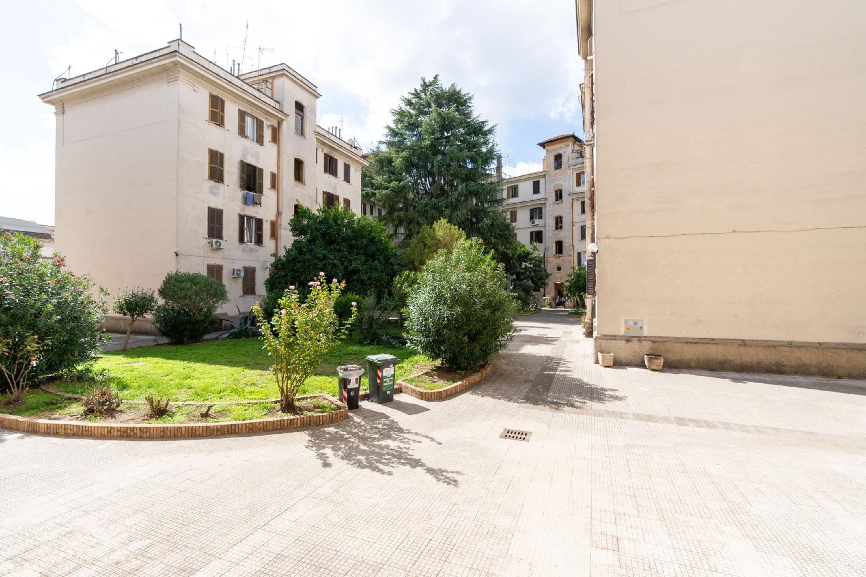 Typical & Cozy Apartment - Testaccio - Trastevere