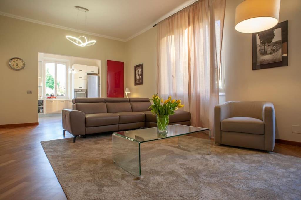 Bright and comfy in a beautiful contemporary home