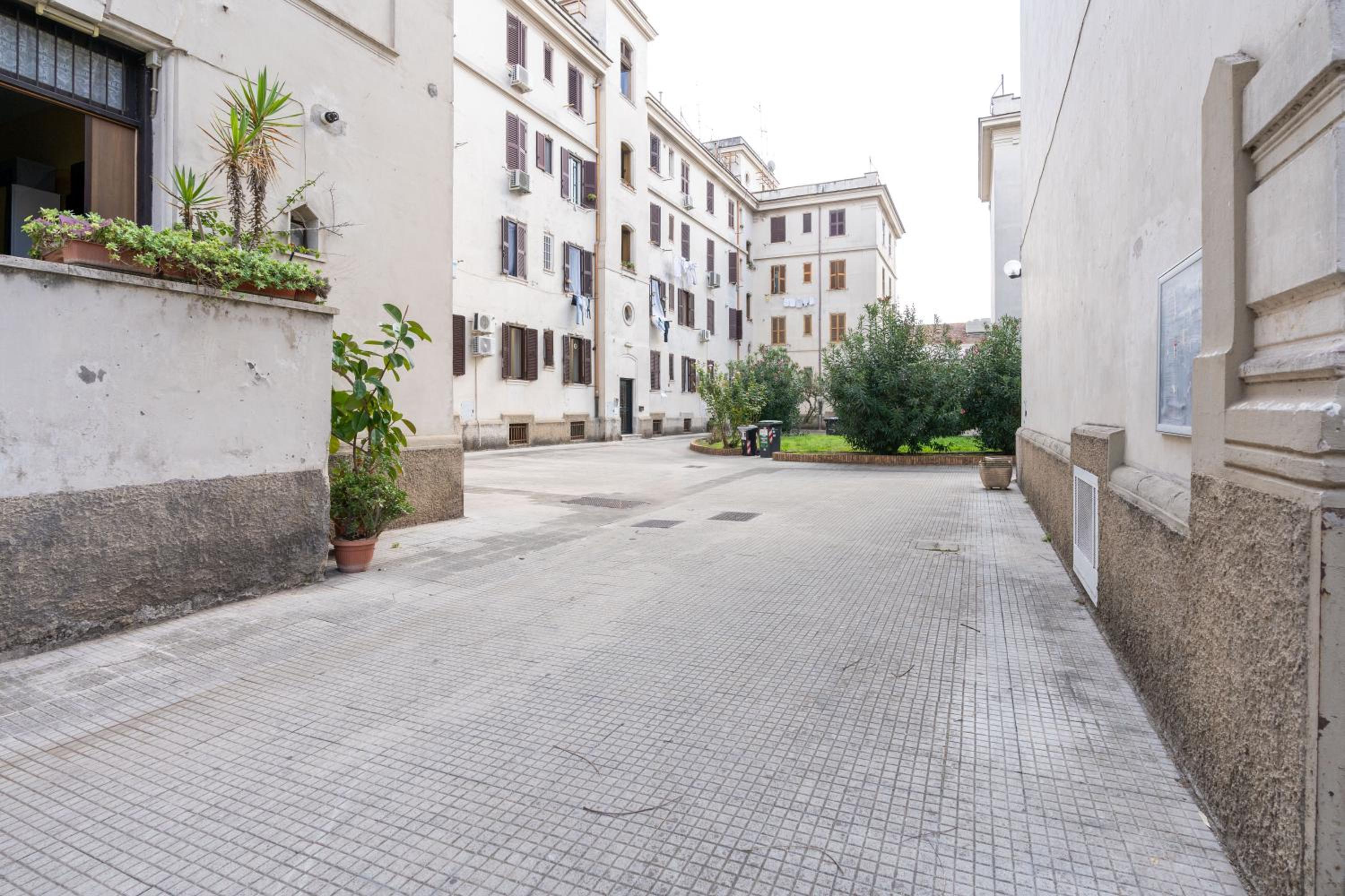 Typical & Cozy Apartment - Testaccio - Trastevere
