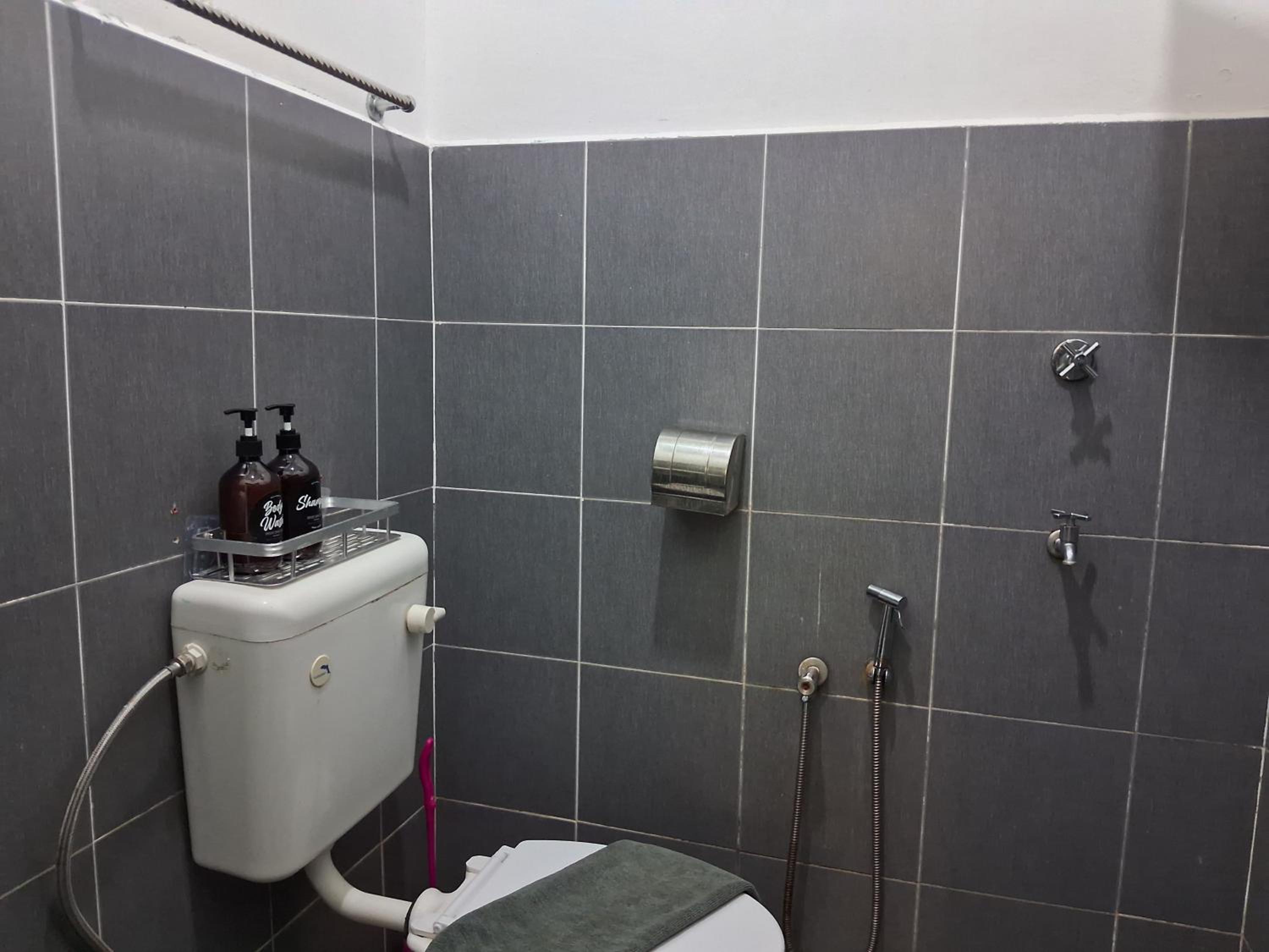 Al Falah Homestay photo 8
