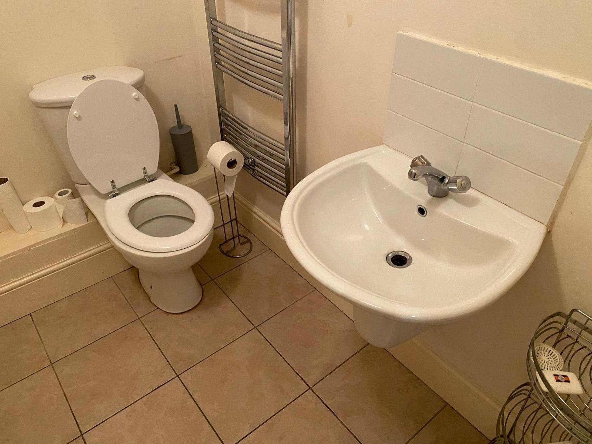 Modern Apt 3 Bedrooms near Dundrum