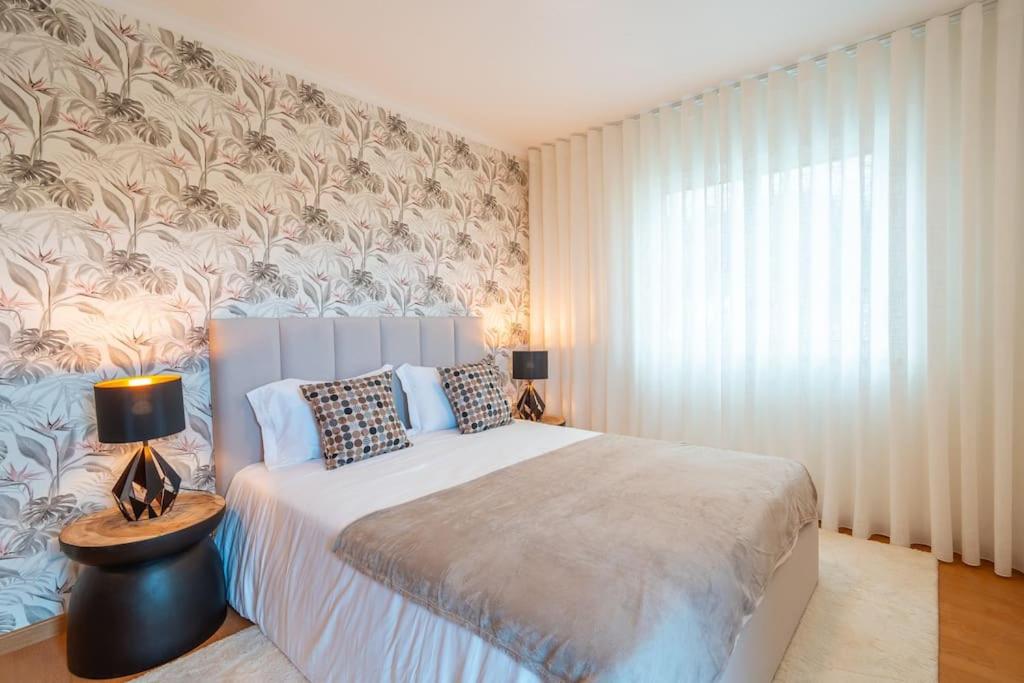 Lux Girassol - Two Bedroom Apartment