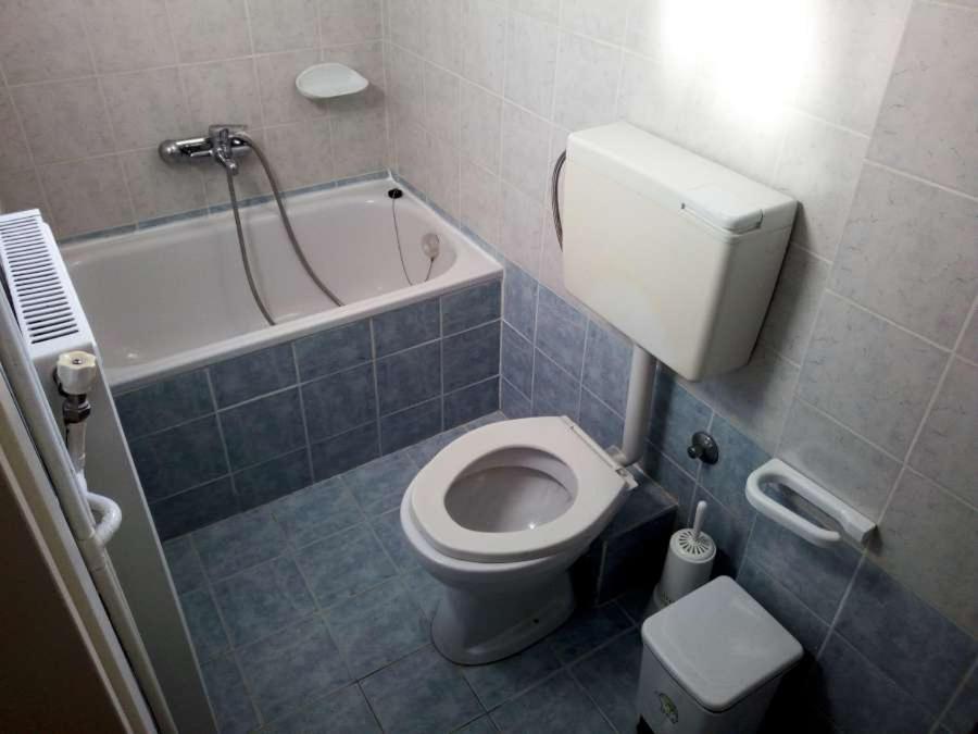 Nik apartment