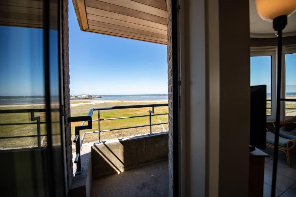 Uniek panoramisch zeezicht & strandcabine