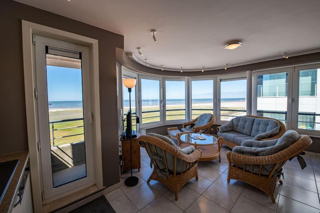 Uniek panoramisch zeezicht & strandcabine