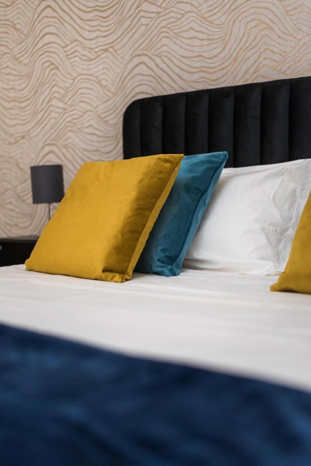Trastevere suites Luxury Garden Retreat