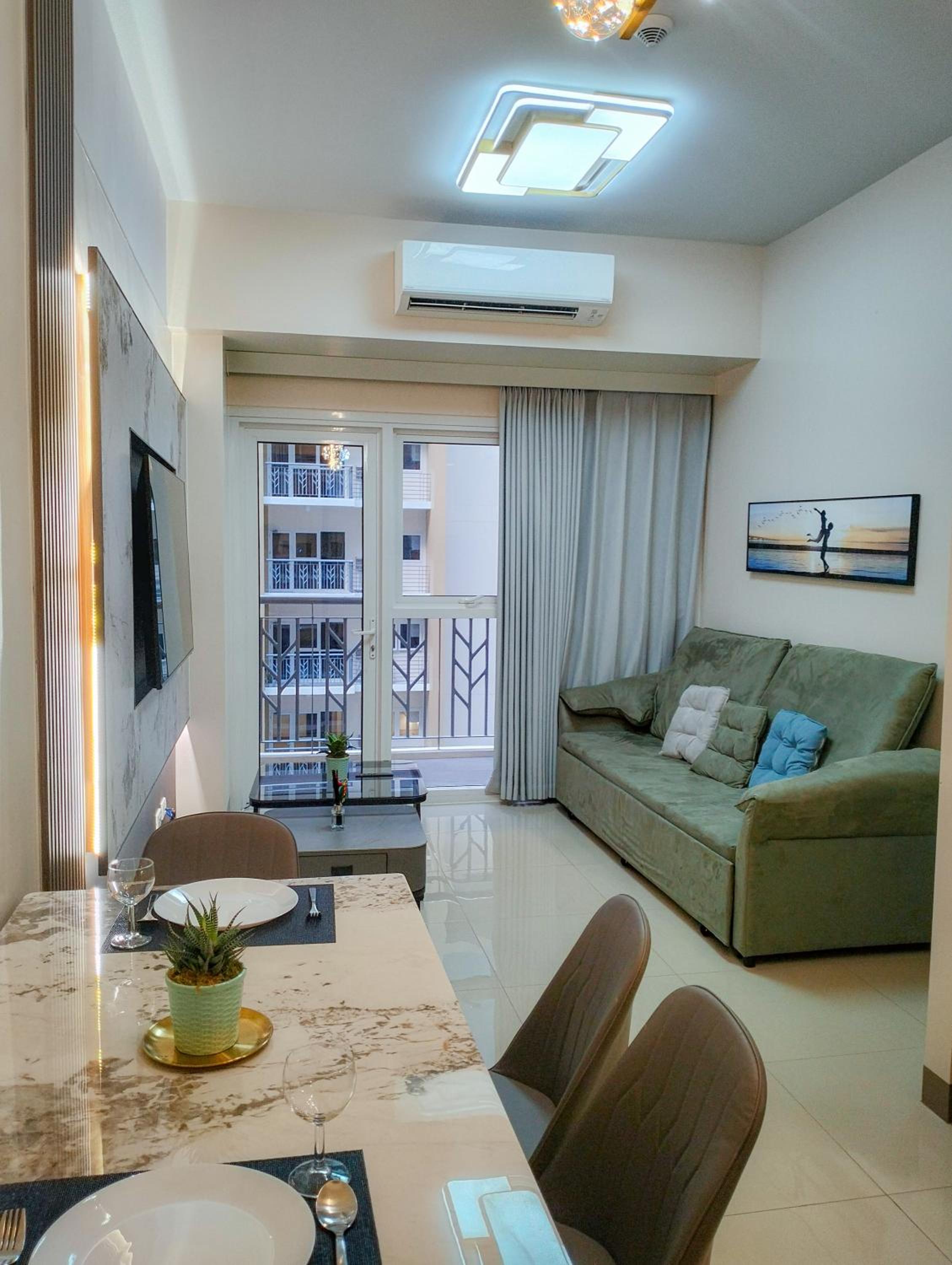 Luxury 1BR Condo at Bayshore Okada view 4