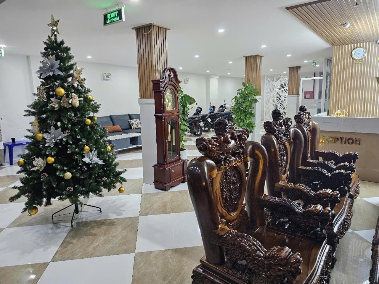 KHÁCH SẠN Biển Xanh