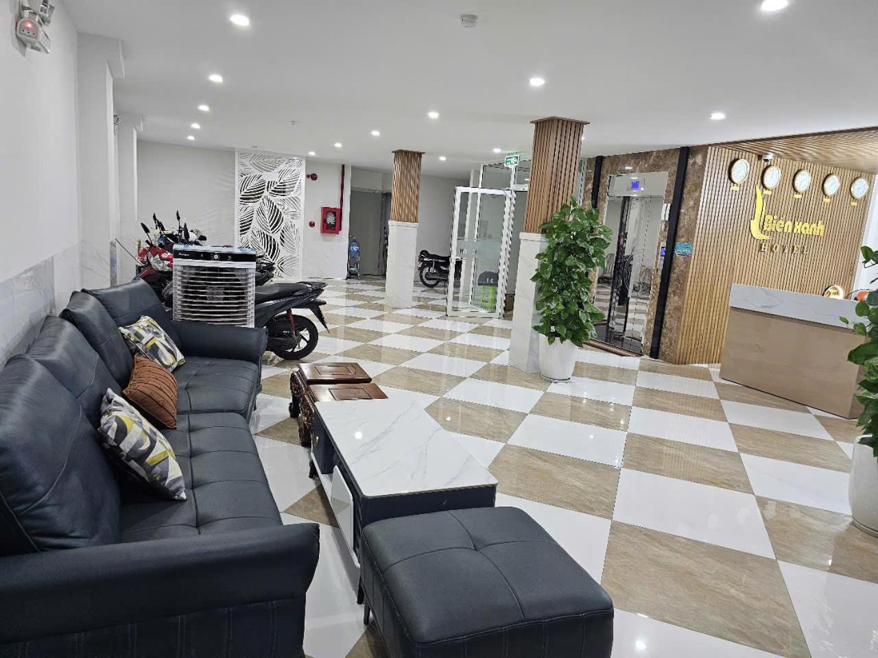 KHÁCH SẠN Biển Xanh