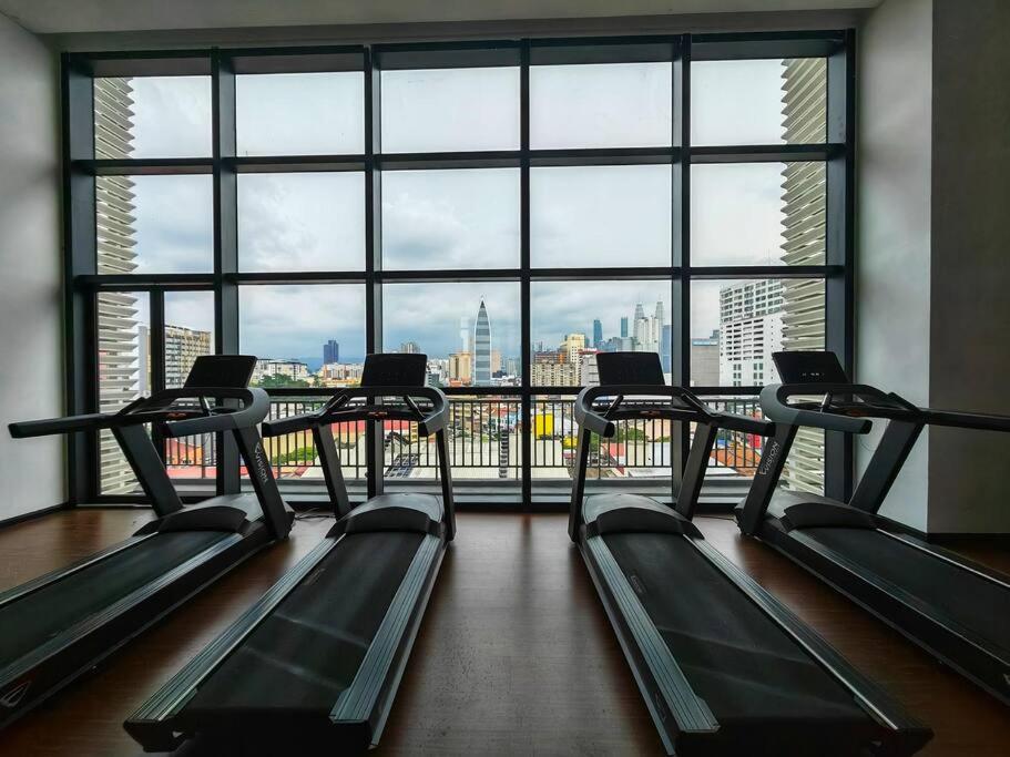 Chamber Suite Klcc & KL Tower view