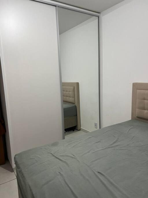 Apto mobiliado e aconchegante - 3 quartos, 4 camas, 2 banheiros - Lazer completo e localização privilegiada