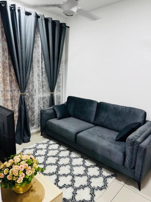 Minimalist Studio - Midas Seri Alam photo 5