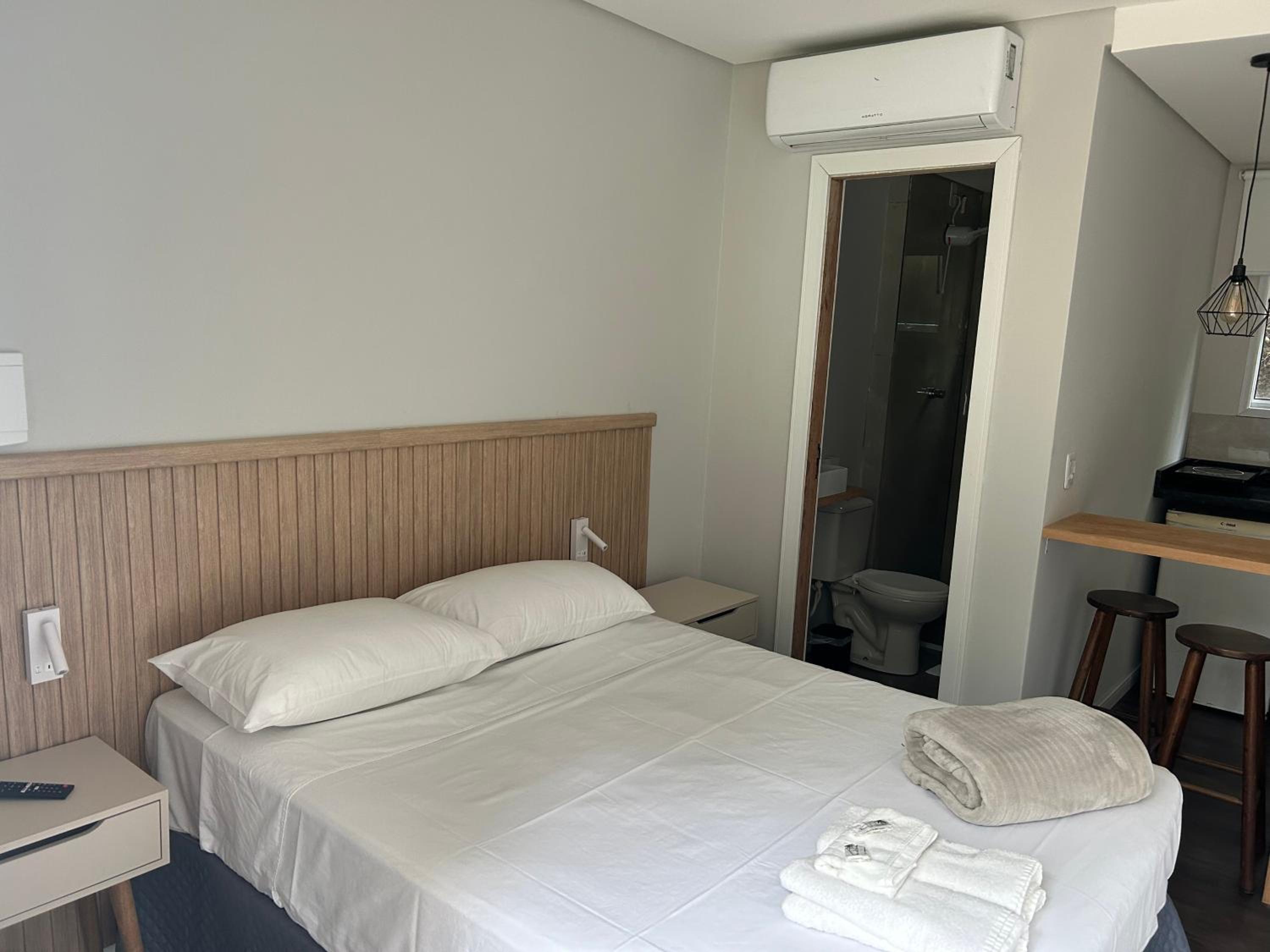 Pousada & Hostal Jardim Da Lagoa view 5