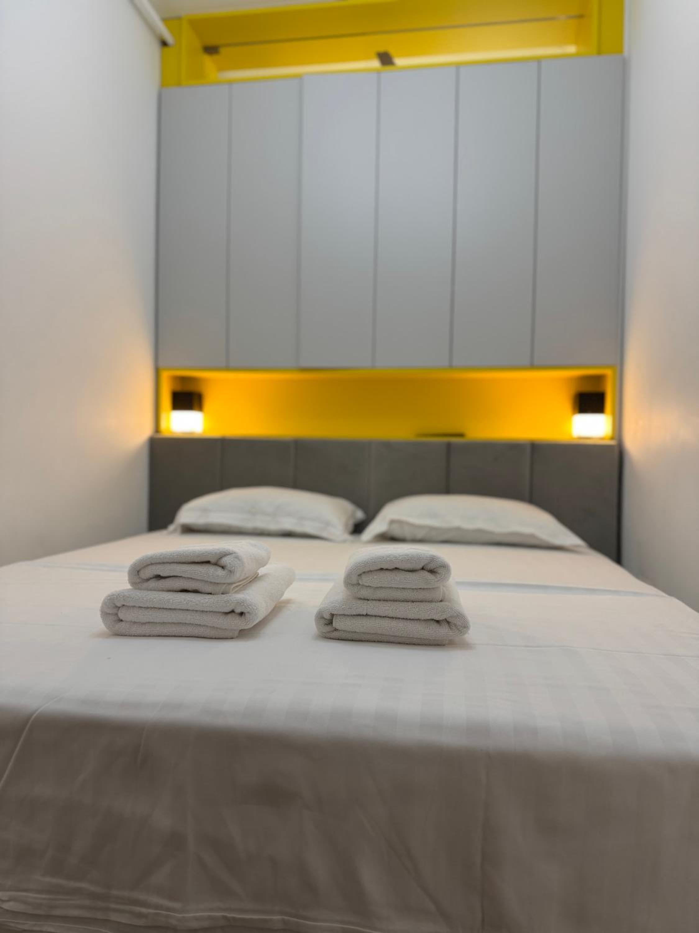 Homely Accommodation near Palas Mall view 4