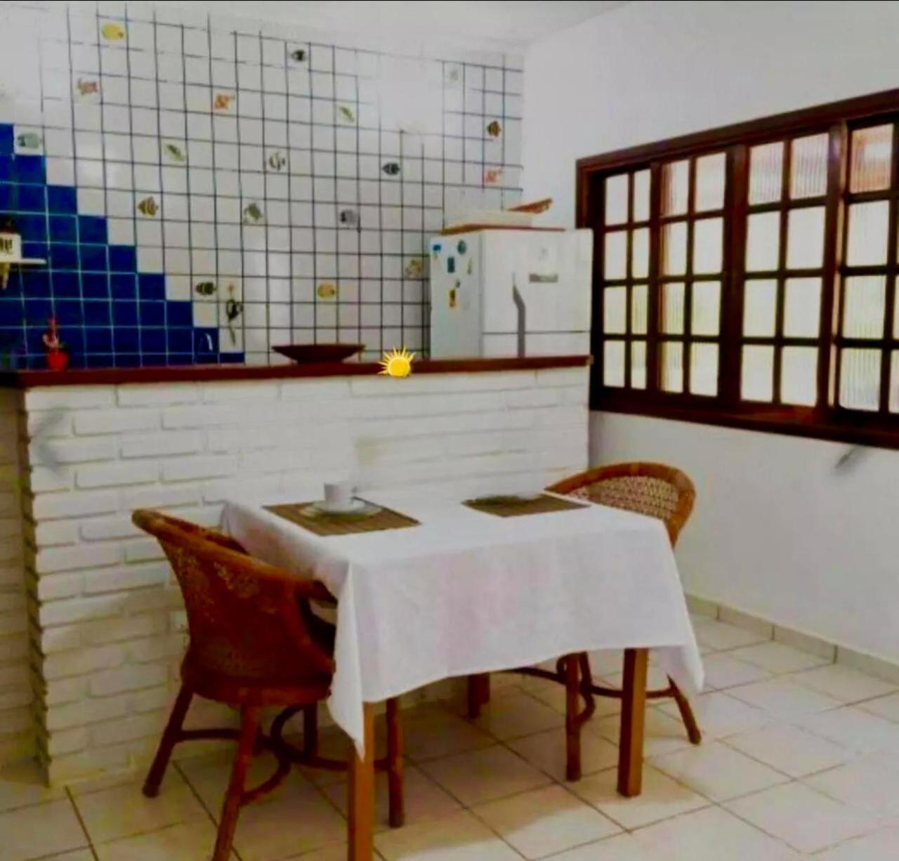 Casa em condomínio de frente ao mar