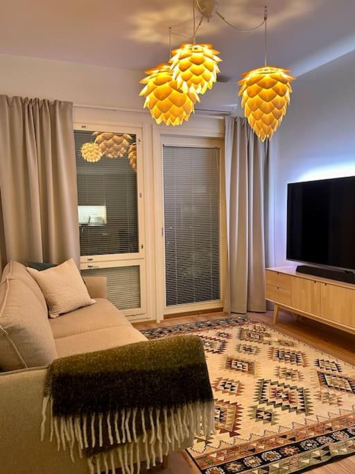 Lójhtu - City Apartment with private sauna view 5
