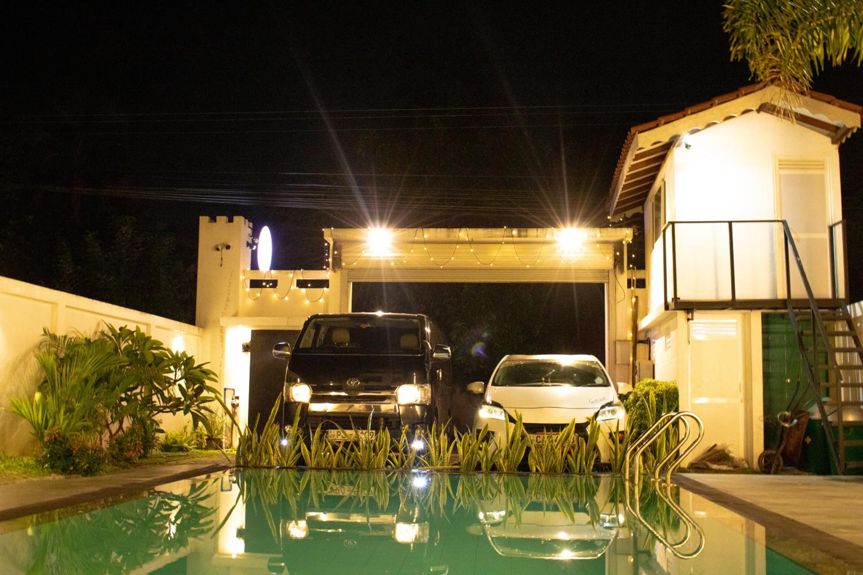 Seaside luxury apartments view 2