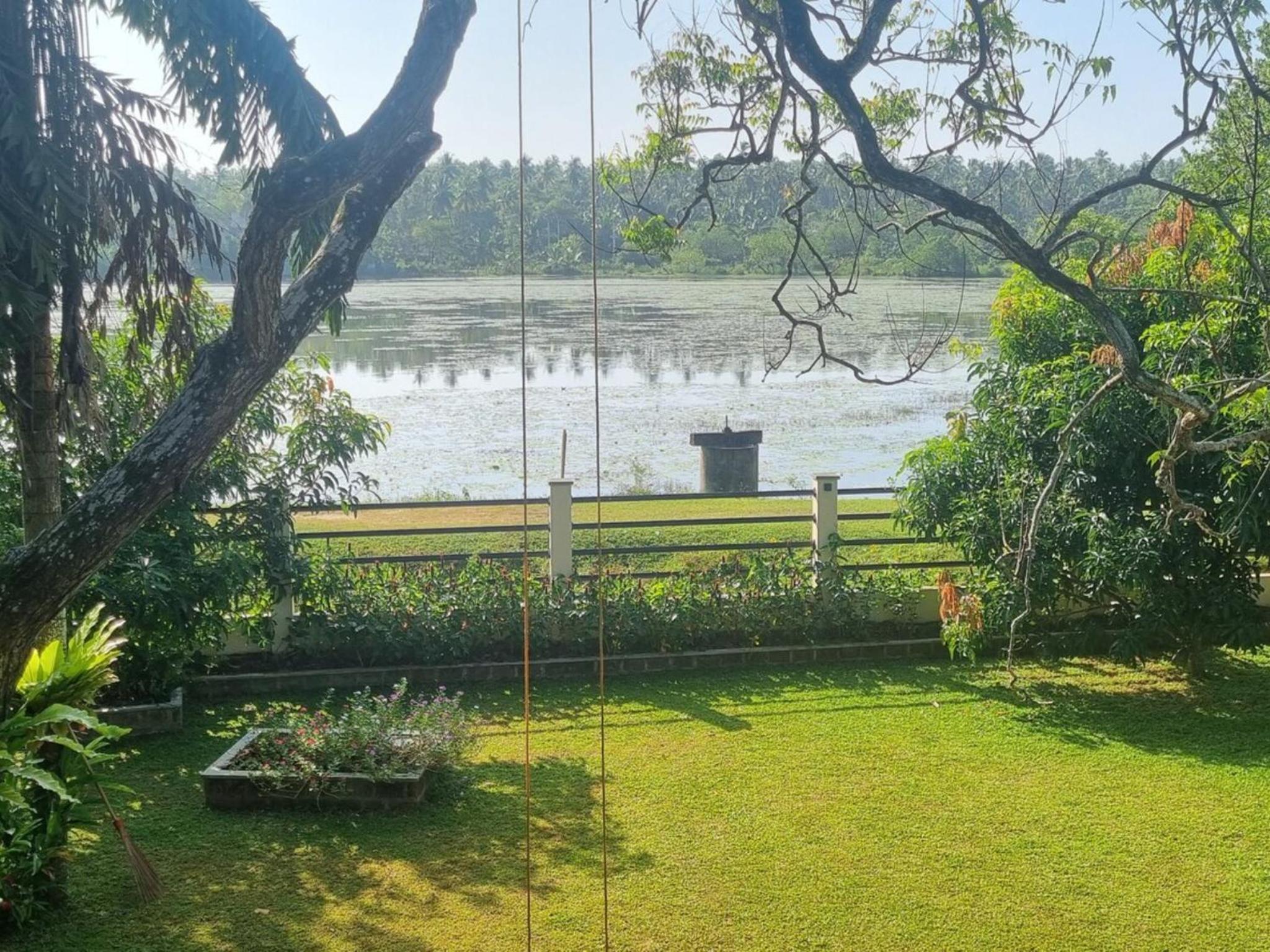 Lake View Cabana near Tangalle
