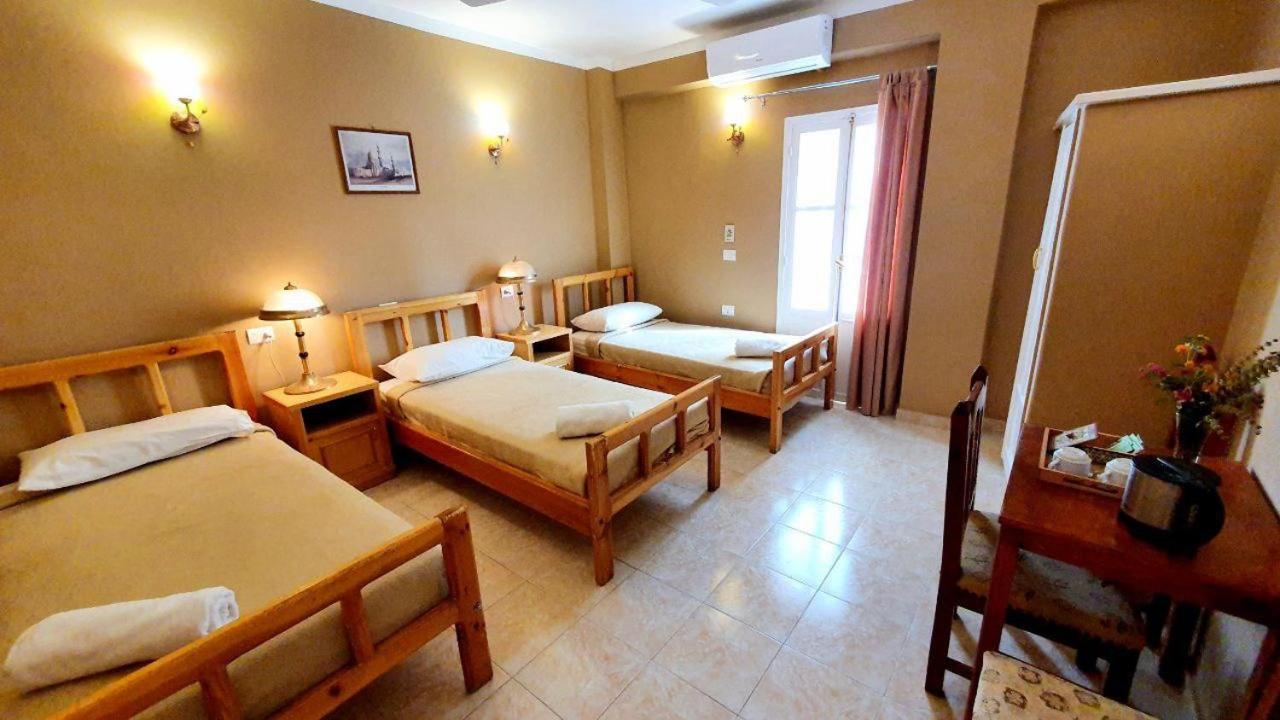 Cream Hostel
