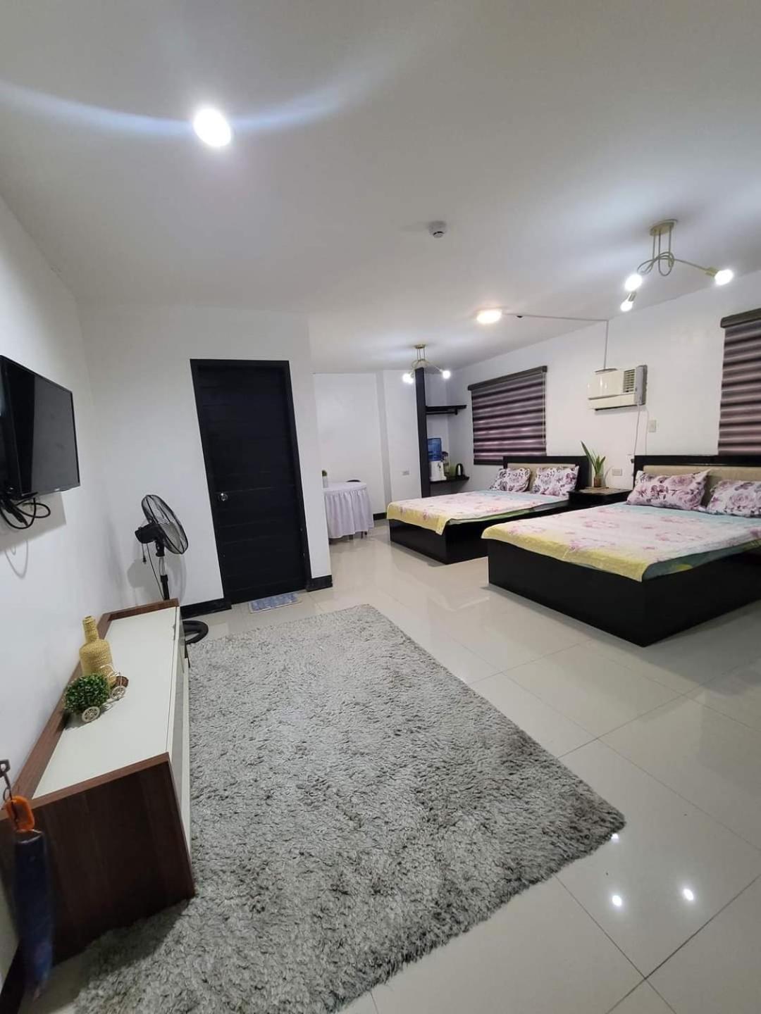 Y&M Hotel Inn ALTAVAS AKLAN view 3