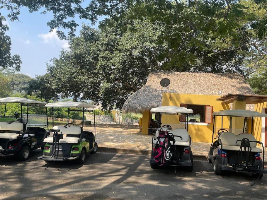 Villa Resort Golf Country Club Mesa Yeguas naturaleza