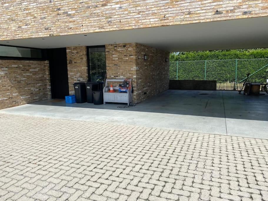 Modern spatious house near Bruges