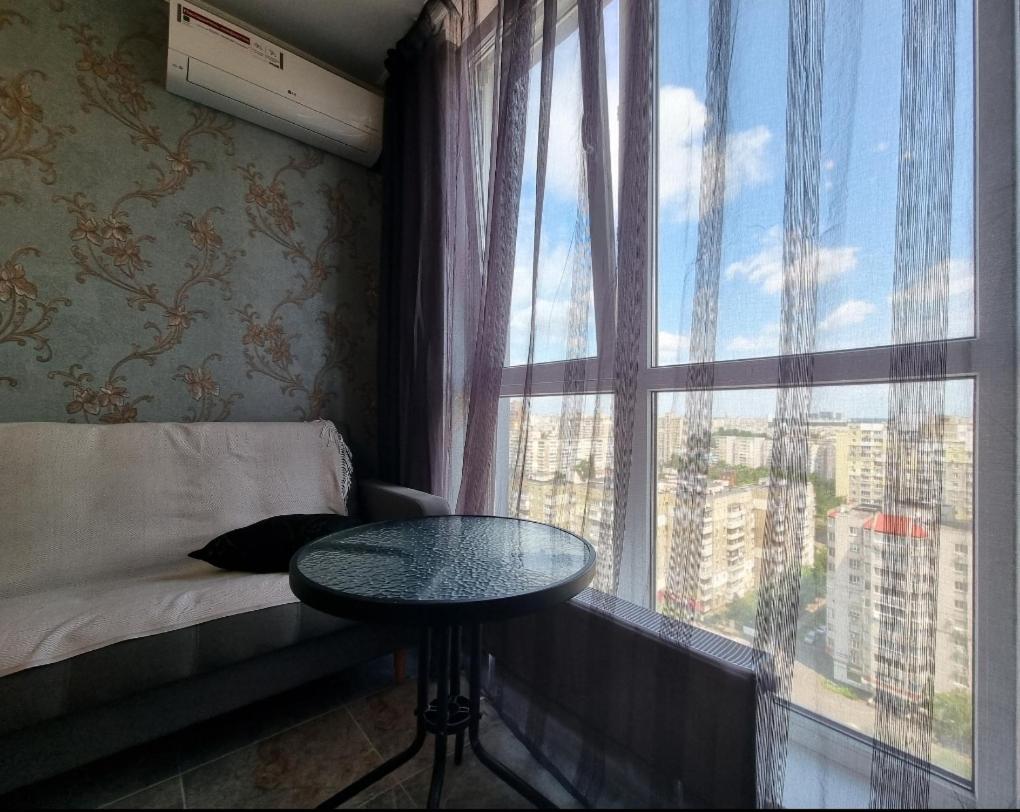 Панорамний Краєвид, поруч з метро view 2