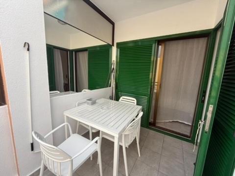 Apartamento Playa Las Vistas