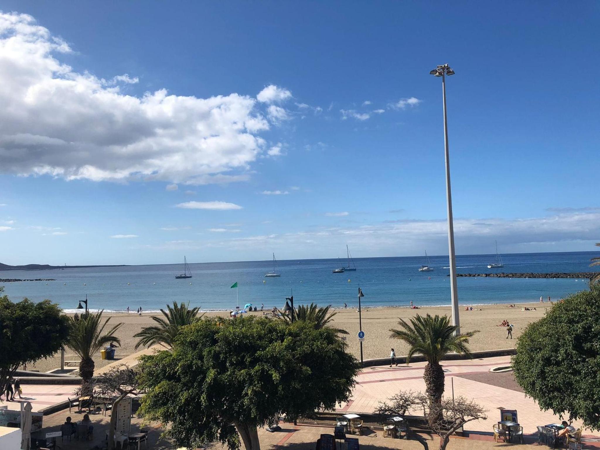 Apartamento Playa Las Vistas