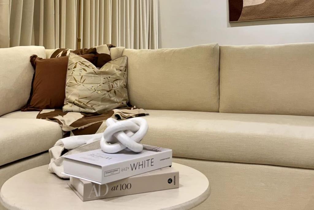 Luxury apartments Ajlan Rivera H4